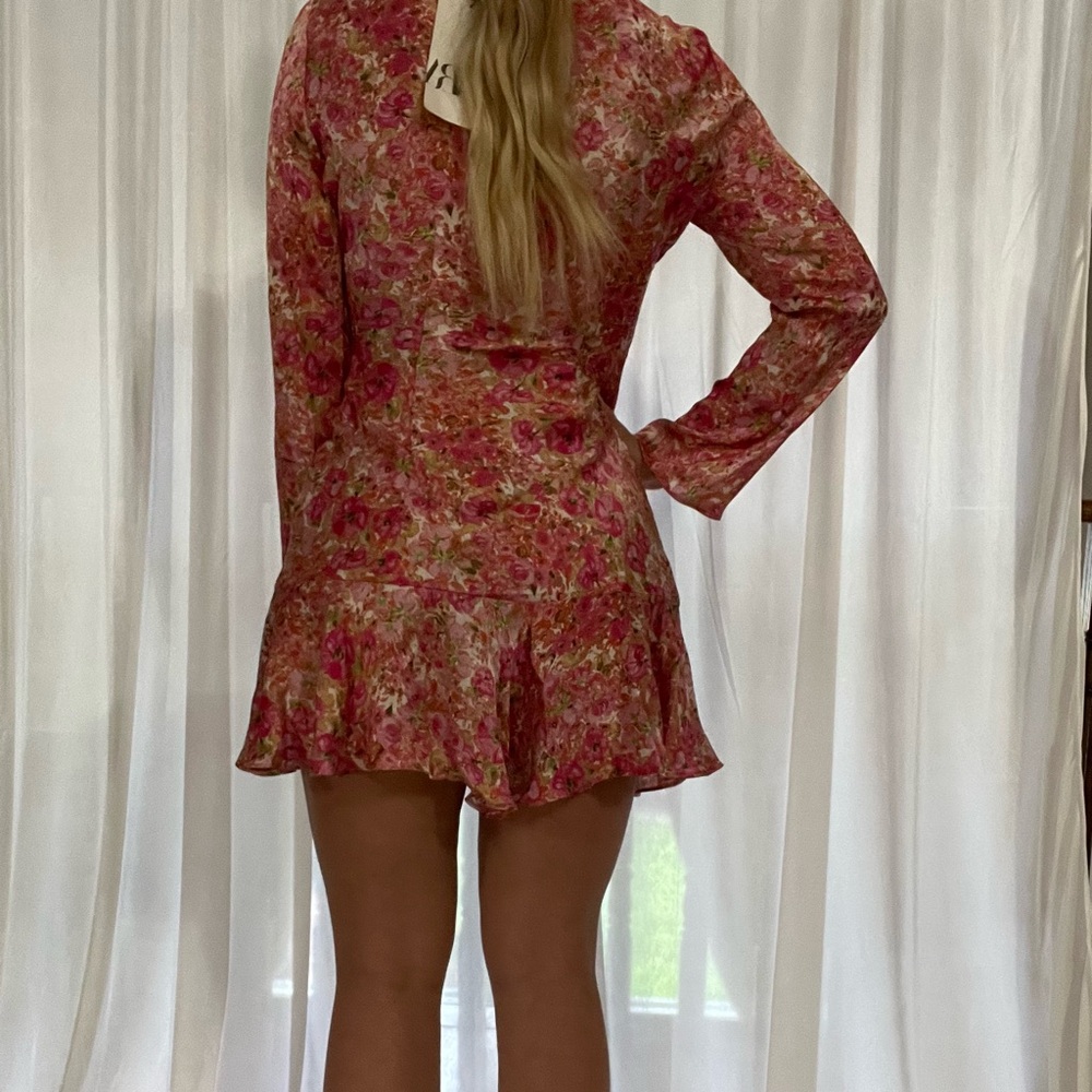 NWT FLORAL DRESS - Picture 7 of 7